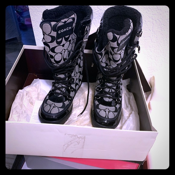 Coach boots - Picture 1 of 2